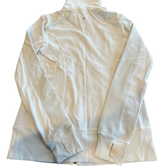 Lululemon Jacket - Picture 4 of 5